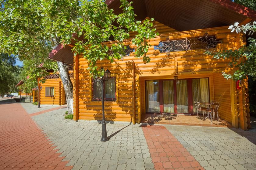Отель Hutor Hotel Днепр