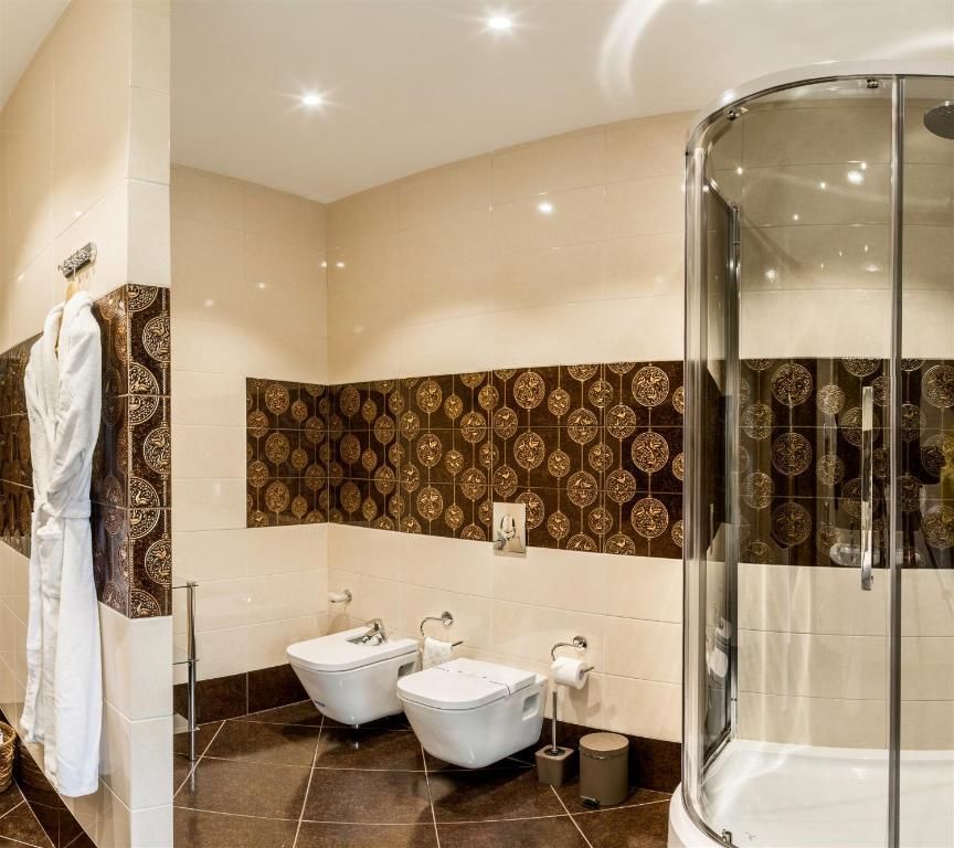 Отель Hutor Hotel Днепр