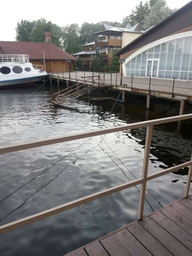 Отель Hutor Hotel Днепр-18