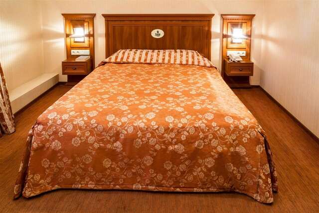 Отель Hutor Hotel Днепр-33
